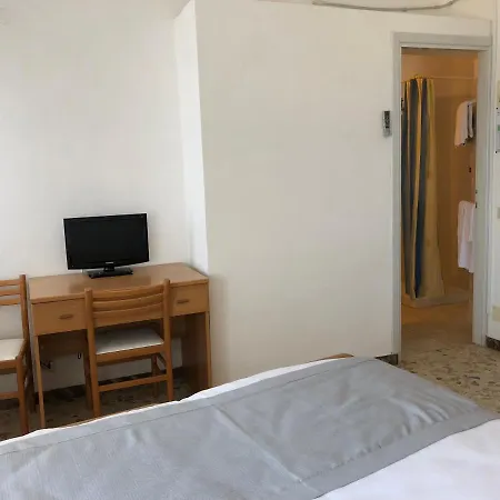 Corallo Circeo Hotel 2*