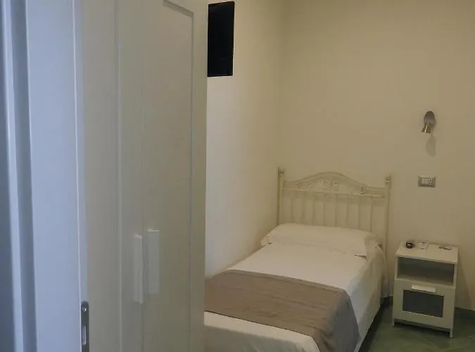 Corallo Circeo 호텔 2*